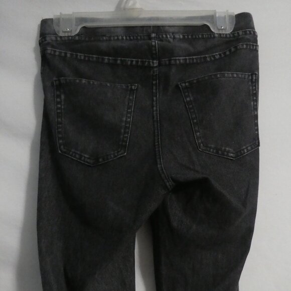 H&M | 11 - 12 years | Graphic Charcoal Denim Leggings | Back Pockets - Picture 14 of 16